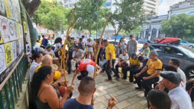 Photo of Projeto contemplado pela Lei Paulo Gustavo fortalece a tradicional Roda de Capoeira da avenida Eduardo Ribeiro